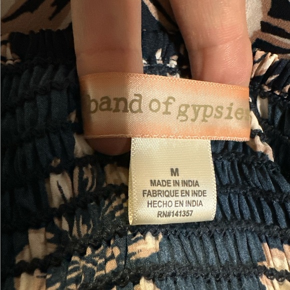 Band of Gypsies Navy and Tan Spaghetti Strap Mini Dress - Picture 2 of 7